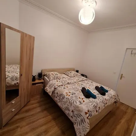 2 Chambres * Pantin